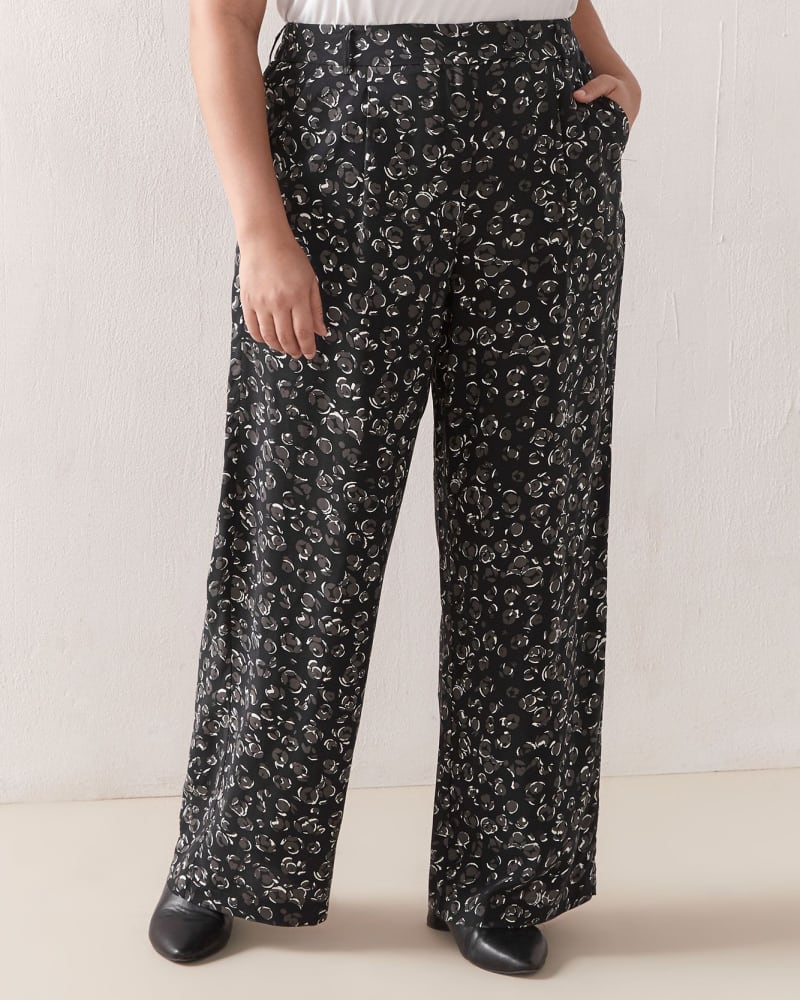 Front of plus size Santa Cruz Printed Wide Leg Pant by Addition Elle | Dia&Co | dia_product_style_image_id:119389